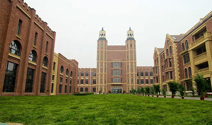 亿思科学生之家